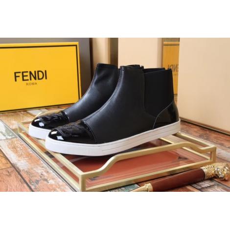 フェンディ FENDI 新入荷 メンズ 黒色 靴コピーブランド激安販売靴専門店