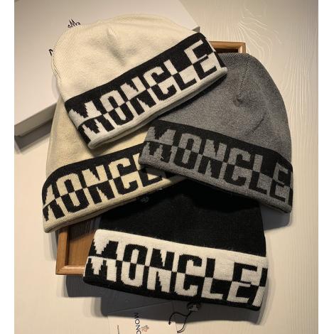 モンクレール MONCLER メンズ/レディース カップル 4色 ニット 毛糸の帽子 暖 定番人気ブランドコピー安全後払い