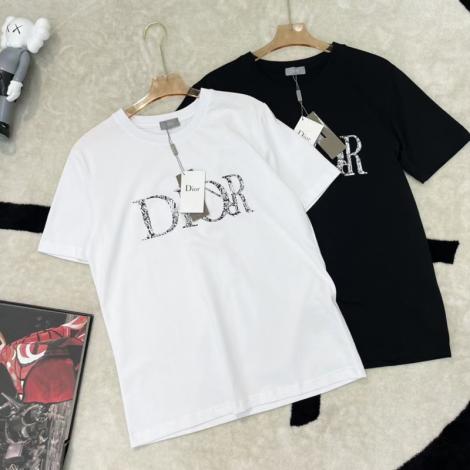 ディオール 新作！アイテムを先取り Dior 男女兼用 世界中で大人気 2色 Tシャツ クルーネック カップル 良品コピー最高品質激安販売工場直売