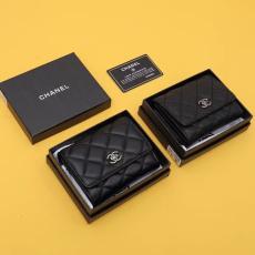 2色 注目商品 シャネル 黒色 キャビア シープスキン  送料無料 CHANEL 二つ折財布 短財布 カードポケットレプリカ 工場直営代引き