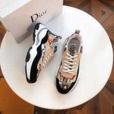 新作限定 Dior ディオール 牛革防滑おしゃれ耐磨4色本当に届くスーパーコピー店 国内発送