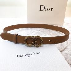 Dior ディオール 両面細部品質高牛革定番4色幅2.5cmレプリカ販売ベルト買ってみた
