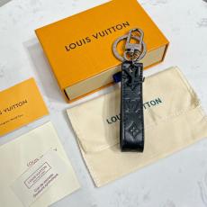 男女兼用 新入荷 百搭 ファッション ルイヴィトン LOUIS VUITTON 鍵のペンダント 2色 即完売必至追跡付 入手が難しい カップル トレンド