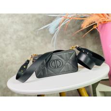 Dior ディオール 上品 シンプル ボックスバッグ4色 本当に届くブランドコピー 工場直営口コミおすすめ通販サイト