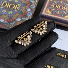 お洒落に Dior ディオール 個性ピアスレトロレディース スーパーコピーアクセサリー安全後払いおすすめサイト