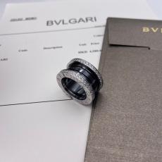 追跡付 ブルガリ Bvlgari 指輪セラミックダイヤモンドペンダント レプリカ販売口コミ