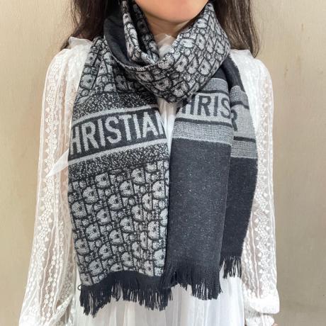 Dior ディオール 紳士 カシミヤ新品マフラー定番柔软新品ファッショナブル新品上半身エフェクトが無敵で美しいシルク優秀2色 販売 scarf 買ってみた