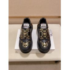 日本完売 ヴェルサーチェ Versace 新品2色カジュアル スーパーコピー靴工場直営通販
