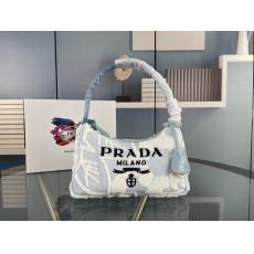 即発注目度NO.5 PRADA プラダ 新款ファッションFashion刺繍4色 ブランドコピー工場直売販売おすすめ店