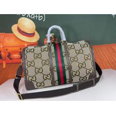 グッチ GUCCI 定番 キャンバスファッション図案トートバッグ2色696039 ブランドコピー代引きn級品国内発送安全後払い優良サイトline