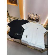 プラダ PRADA メンズTシャツ綿定番半袖印刷 偽物口コミ直営店