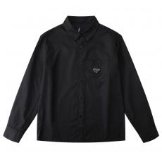 高級感溢れる PRADA プラダ 标志シャツ長袖ポケット付きニット ブランドコピー国内発送安全なサイト