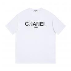 シャネル CHANEL メンズレディースTシャツ緩い服半袖百搭  印刷ファッション限量版エレガントな服 2色 国内安全激安