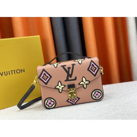 ヴィトン LOUIS VUITTON  キャンバス優雅メッセンジャーバッグモダンユーティリティ柔らかい3色 コピー 販売口コミ