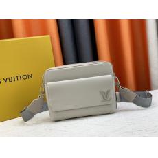 完売 LOUIS VUITTON ヴィトン Fashionメッセンジャーバッグ財布レザー柔らかい肩にかかる3色 本当に届くブランドコピー工場直営店 国内発送line