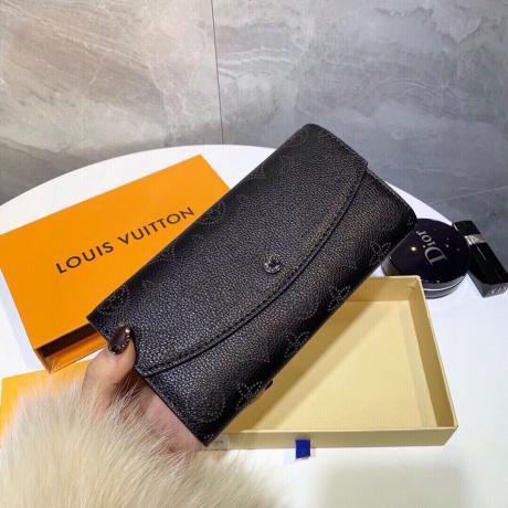 注目度抜群 ヴィトン LOUIS VUITTON  定番 モダンユーティリティ財布 本当に届くスーパーコピー おすすめ店