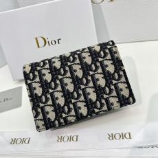 関税送料込 ディオール Dior 新款絶妙モダンユーティリティ財布新作入手困難絶妙多機能財布 最高品質コピー財布代引き買ってみた