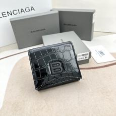 バレンシアガ BALENCIAGA エンボス 財布レザーコインケース字母ロゴ 2色 スーパーコピー販売ちゃんと届く優良店