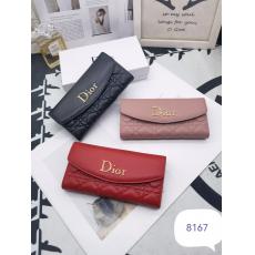 芸能人も愛用 ディオール Dior 新款財布高品質2色 ブランドコピー販売口コミ国内発送店