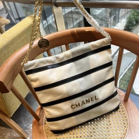 CHANEL 化粧品 【23,650円相当】ほぼ未使用品 まとめ売り☺︎ CHANEL cosmetics 日韓比べ | ﾟ*❋⁎ Chinacoの What a beautiful