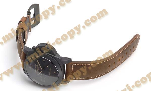 パネライコピー時計 ルミノール1950 3デイズ ＧＭＴ オートマチック チェラミカ PAM00441