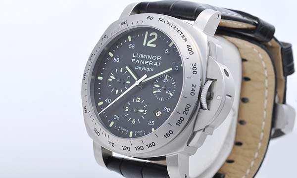 パネライコピー 時計 ルミノールクロノ デイライト PAM00250