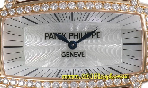 パテックフィリップ ゴンドーロジェンマ 4981R