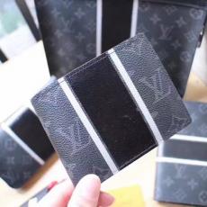 送料無料Louis Vuitton ルイヴィトン  M61685 新作 二つ折財布 短財布コピーブランド財布代引き