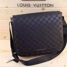 高評価 ルイヴィトン Louis Vuitton  M97029  メンズショルダーバッグスーパーコピー代引き可能