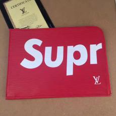 新作Supreme ルイヴィトン   Louis Vuitton  M67722 クラッチバッグ 財布 メンズレプリカ 代引き